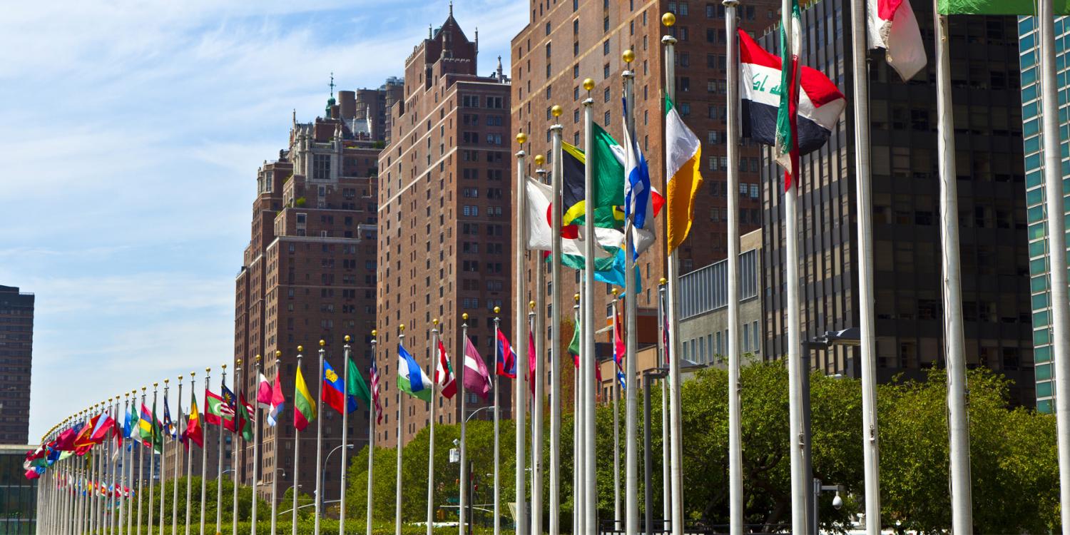 Navegar la danza diplomática: reflexiones sobre la 78º Asamblea General de las Naciones Unidas y la Reunión de Alto Nivel sobre Cobertura Sanitaria Universal