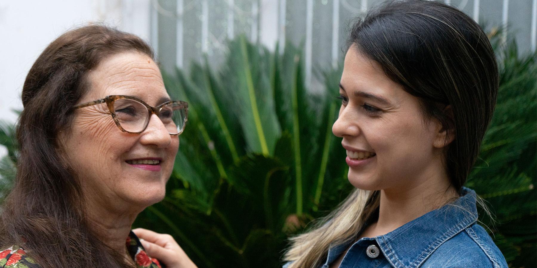 A women who receives cancer care treatment in Paraguay with her daughter